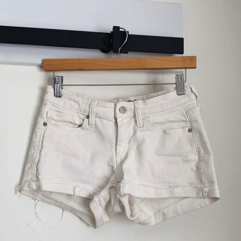 white jean shorts
